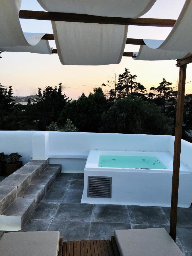 Ninemia Naxos
